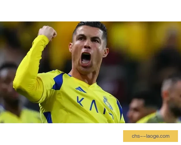 C罗国家队惊艳倒钩破门引爆全场 球迷为之疯狂欢呼